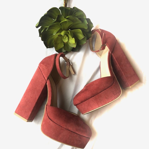 Maroon High Platform Heels - Picture 1 of 7